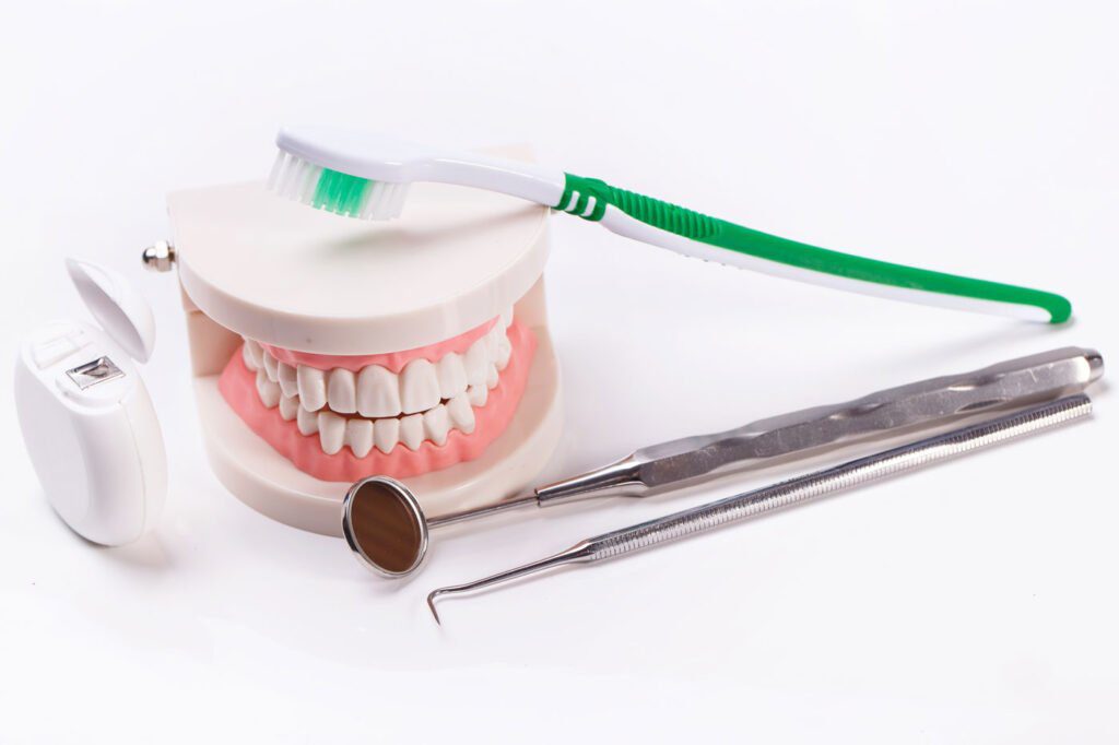 Çıkartılabilir Diş Protezi Kullanımı
